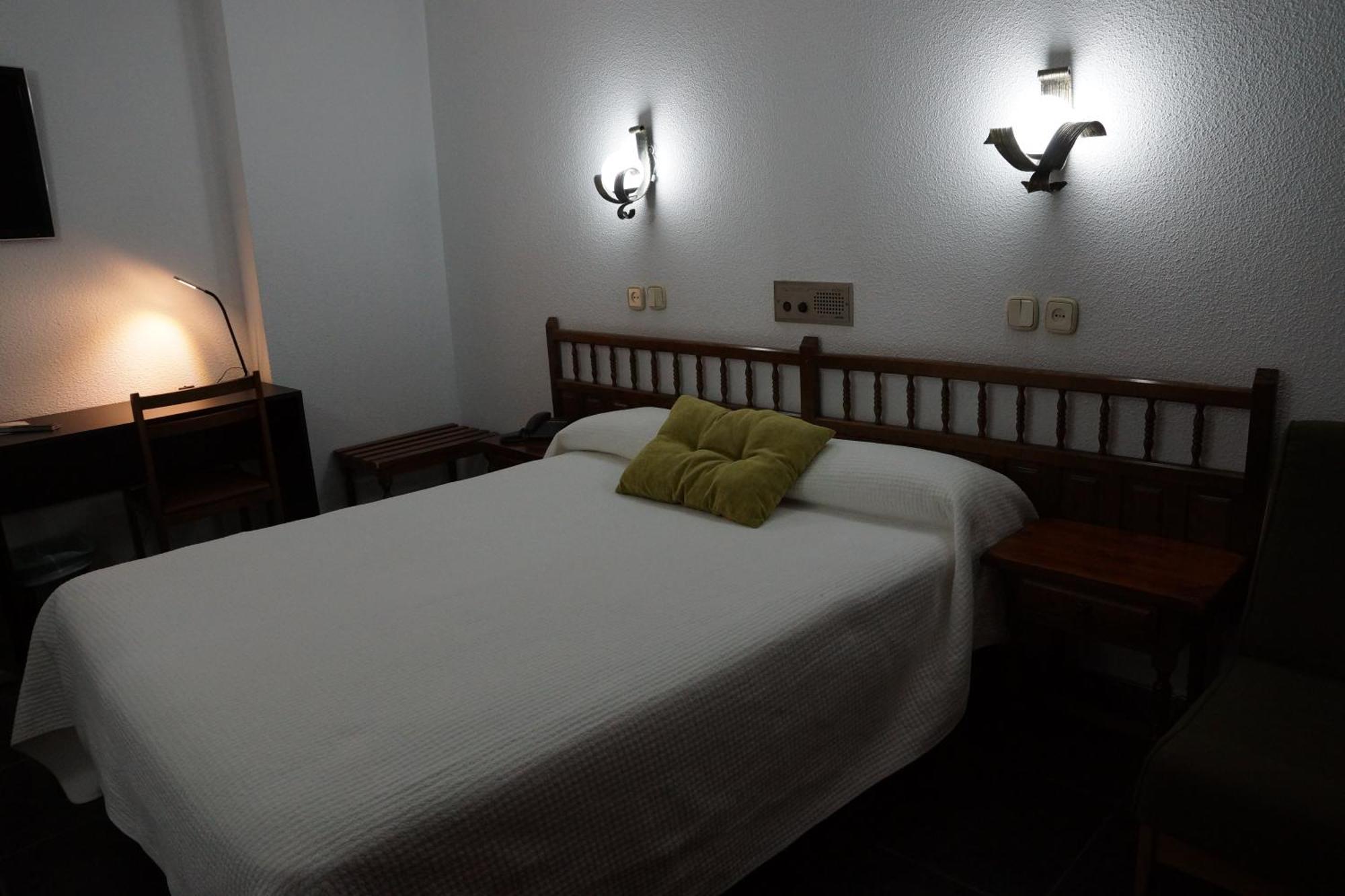 Hotel Folch Sant Julià de Lòria Habitación foto